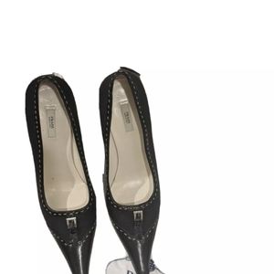 ⛄🎄Prada Black Pump size 37.5 SALE